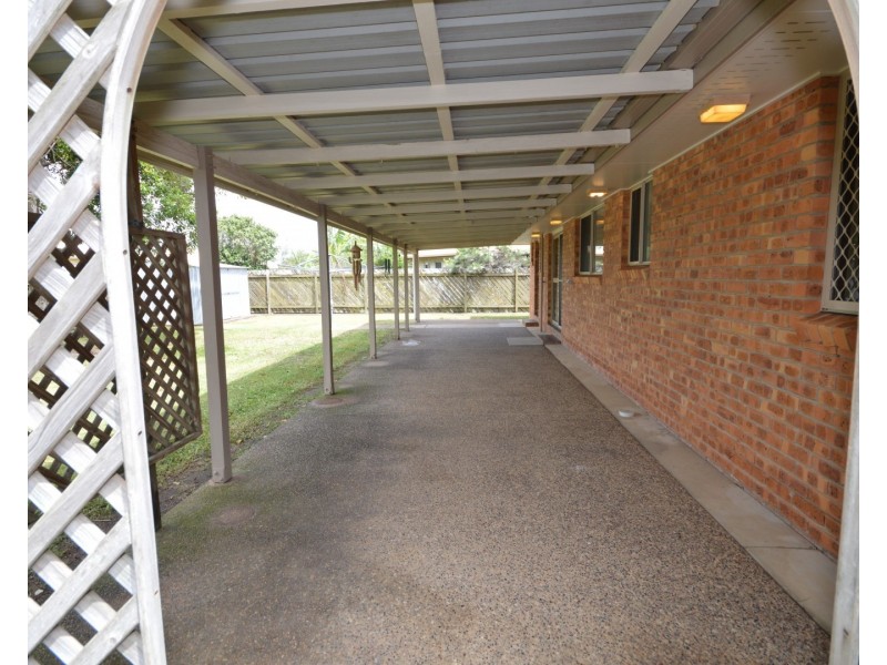 12 Mcnamara Street, Avenell Heights QLD 4670
