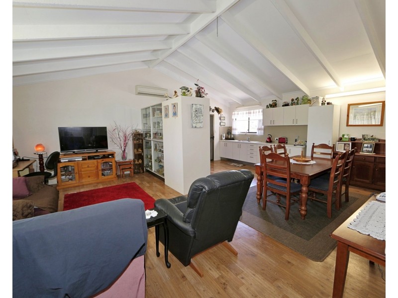 47 Powers Street, Burnett Heads QLD 4670