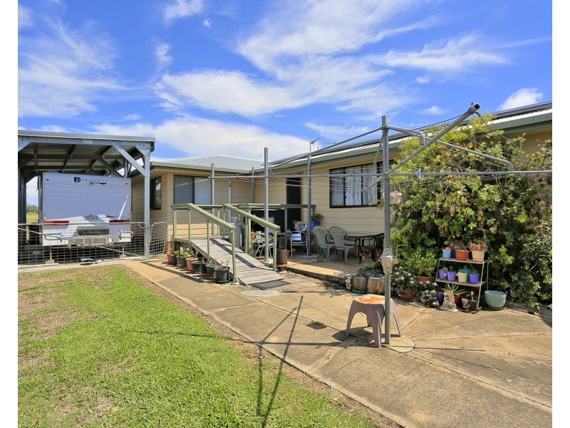 47 Powers Street, Burnett Heads QLD 4670