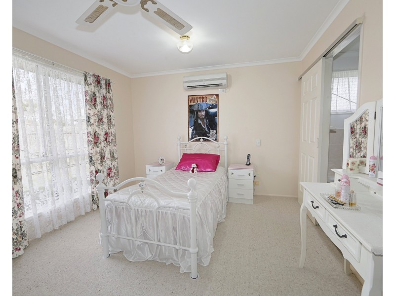 12  Ernie Patterson Drive, Avenell Heights QLD 4670