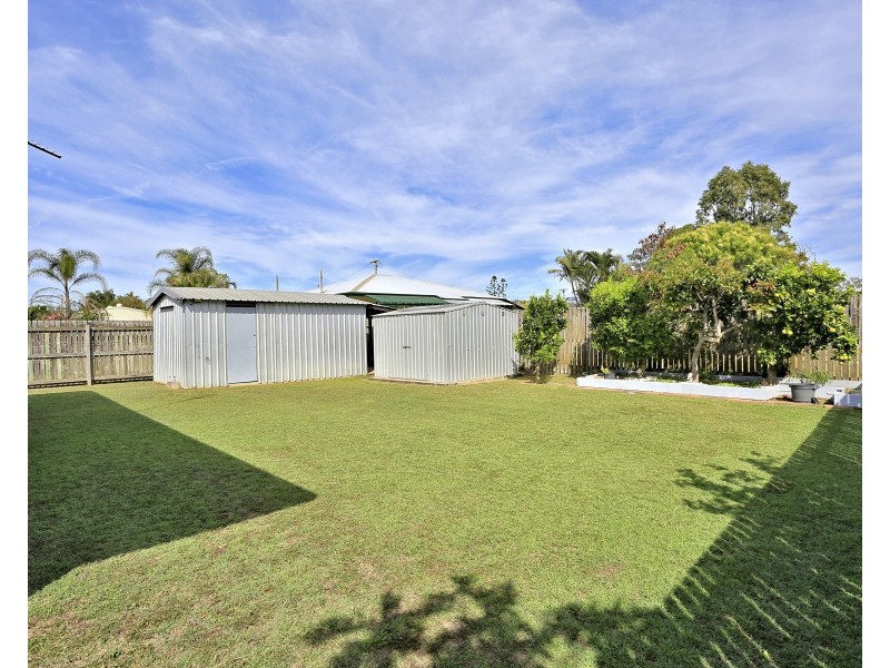 12  Ernie Patterson Drive, Avenell Heights QLD 4670