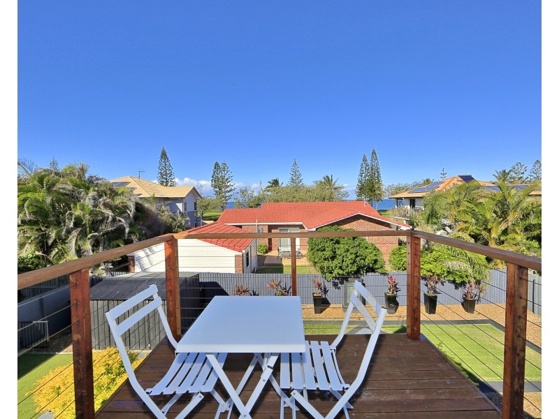 15 Oceanview Street, Bargara QLD 4670