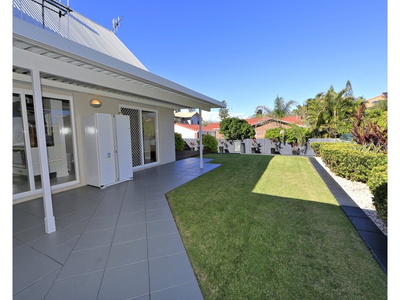 15 Oceanview Street, Bargara QLD 4670