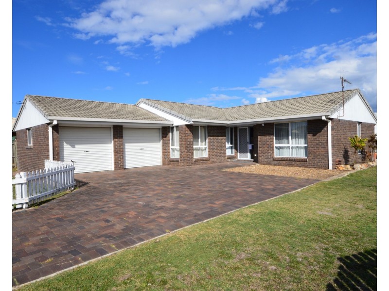 25  Daniel Drive, Bundaberg North QLD 4670