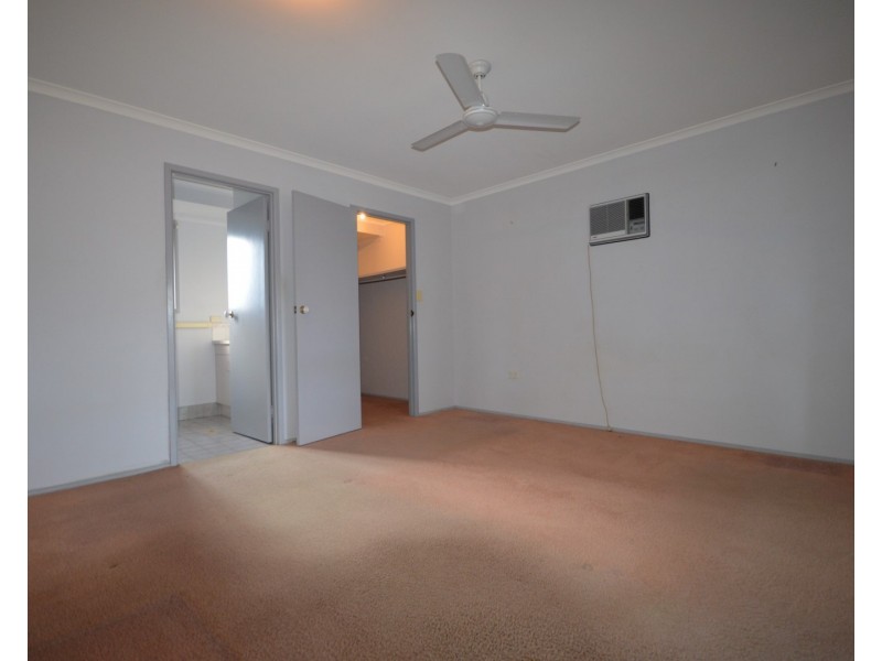 25  Daniel Drive, Bundaberg North QLD 4670