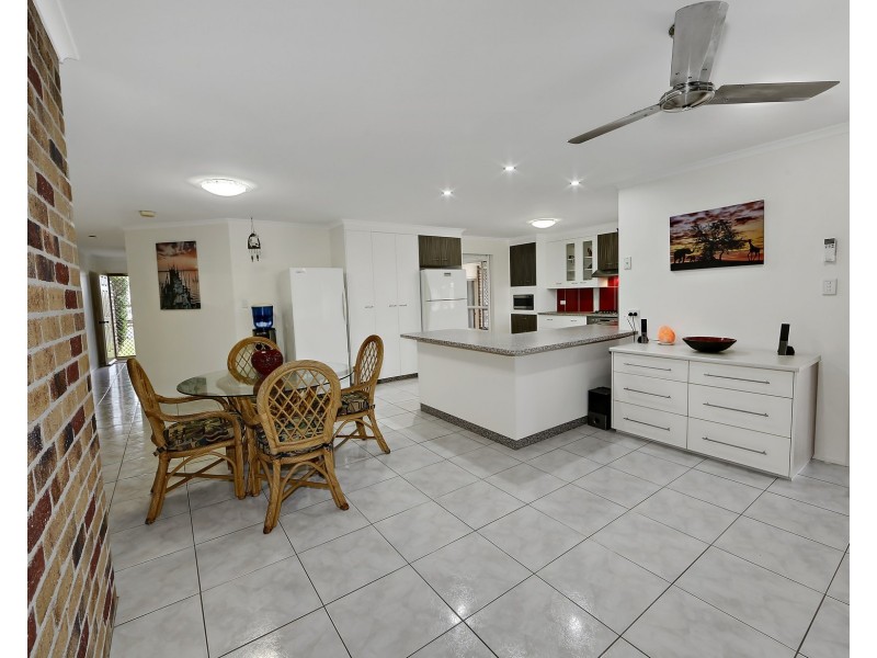 287 Avoca Road, Avoca QLD 4670