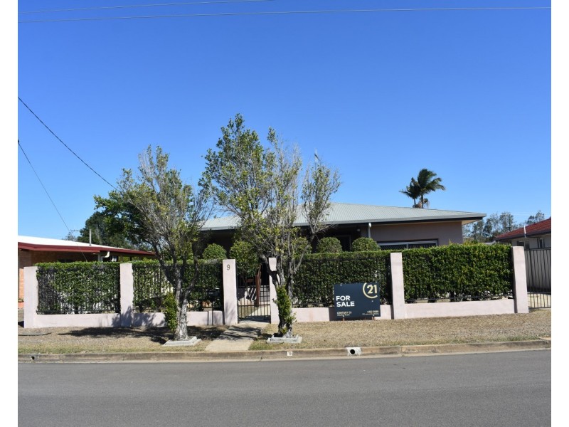 9 Richards Street, Svensson Heights QLD 4670