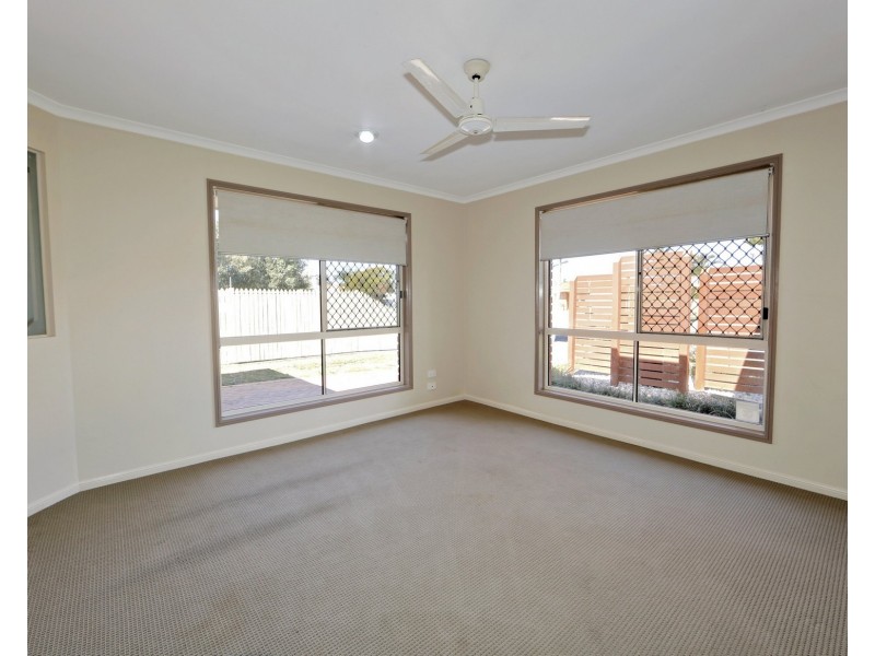 4 Samantha Court, Avenell Heights QLD 4670