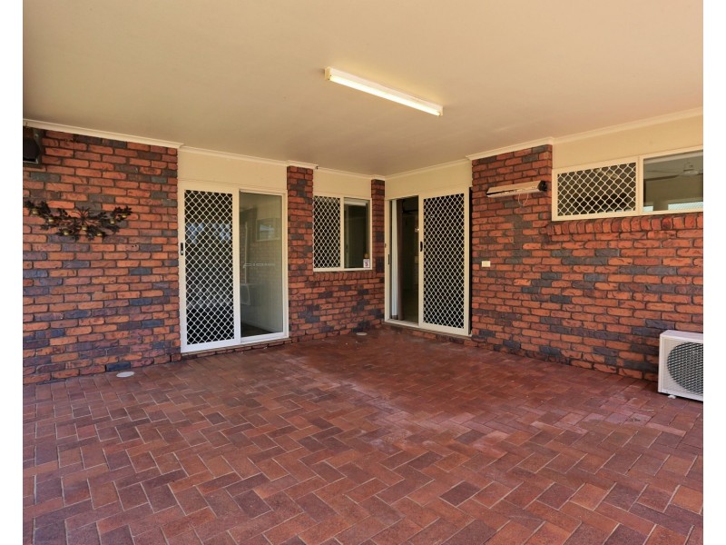 4 Samantha Court, Avenell Heights QLD 4670