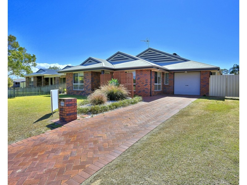 4 Samantha Court, Avenell Heights QLD 4670