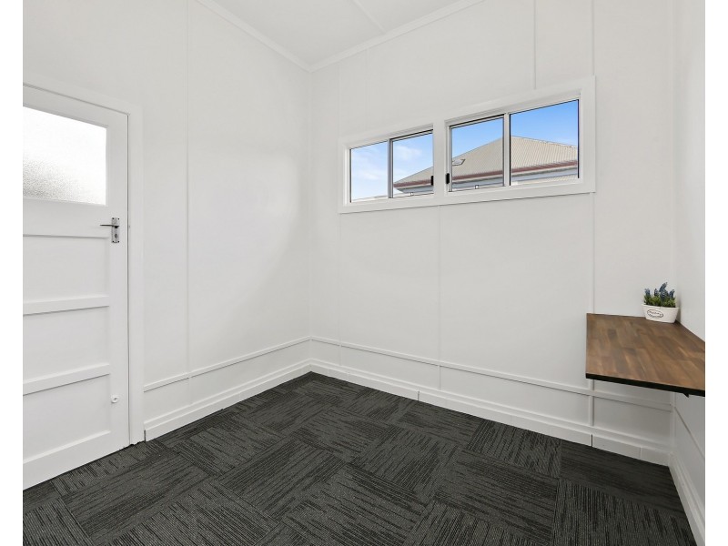 65 Sims Road, Avenell Heights QLD 4670