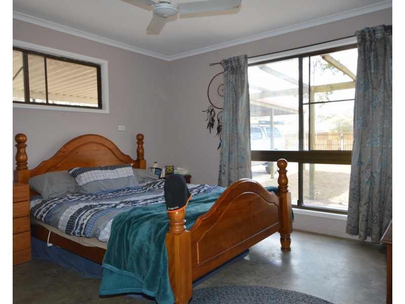58 Pharlap Parade, Branyan QLD 4670