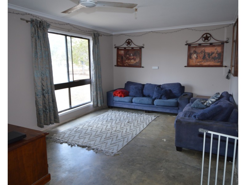 58 Pharlap Parade, Branyan QLD 4670