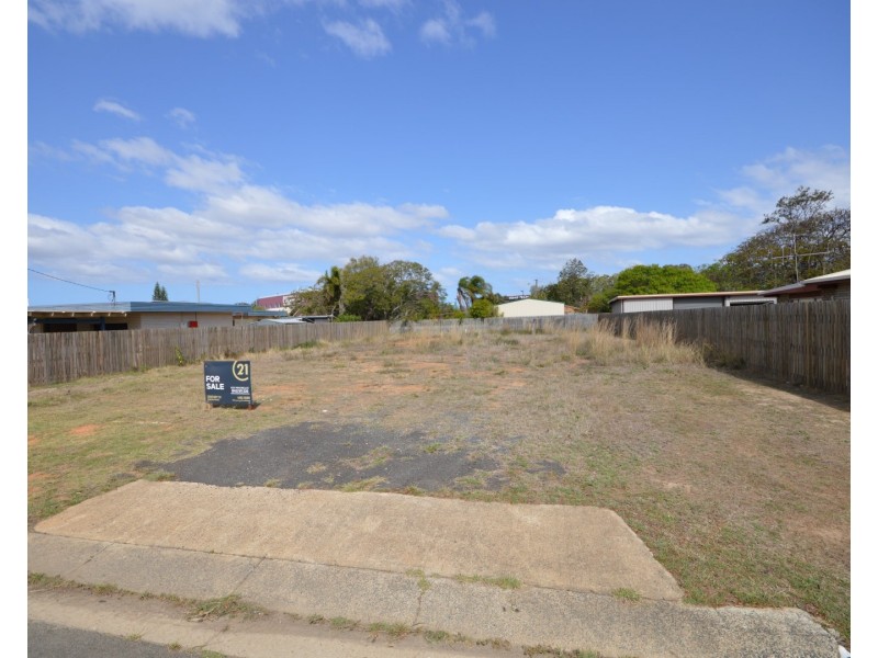 114 Takalvan Street, Kensington QLD 4670