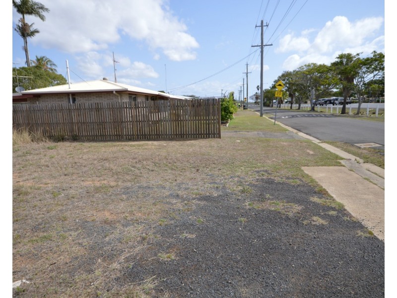 114 Takalvan Street, Kensington QLD 4670