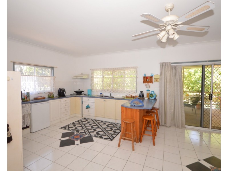 32 Donald Street, Bundaberg North QLD 4670