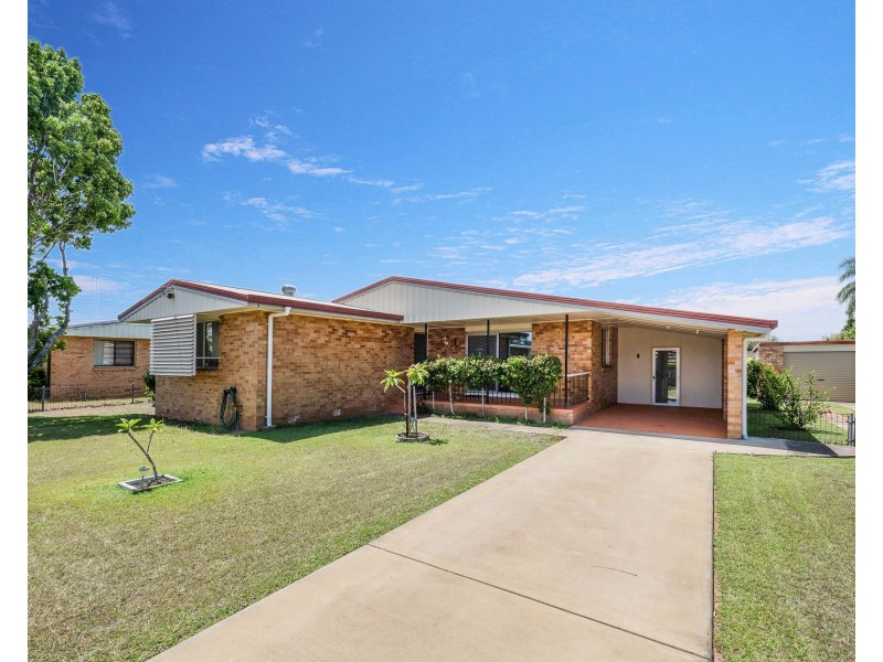 4 Richards Street, Svensson Heights QLD 4670