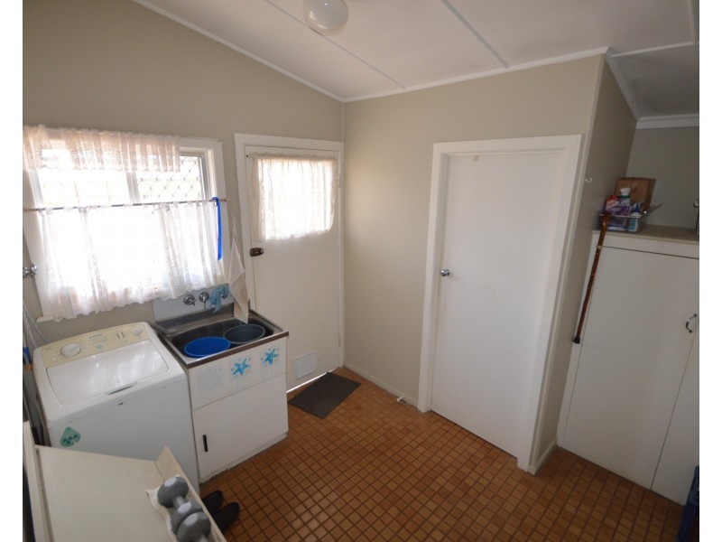 4 Richards Street, Svensson Heights QLD 4670