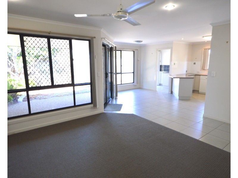 13-15A Avoca Street, Avoca QLD 4670