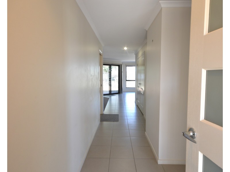 13-15A Avoca Street, Avoca QLD 4670