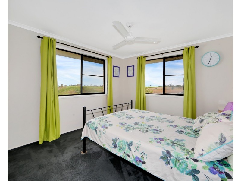 24 Limpus Cr, Kalkie QLD 4670