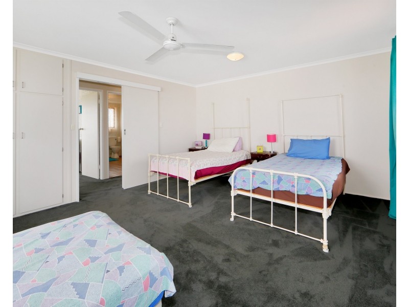 24 Limpus Cr, Kalkie QLD 4670