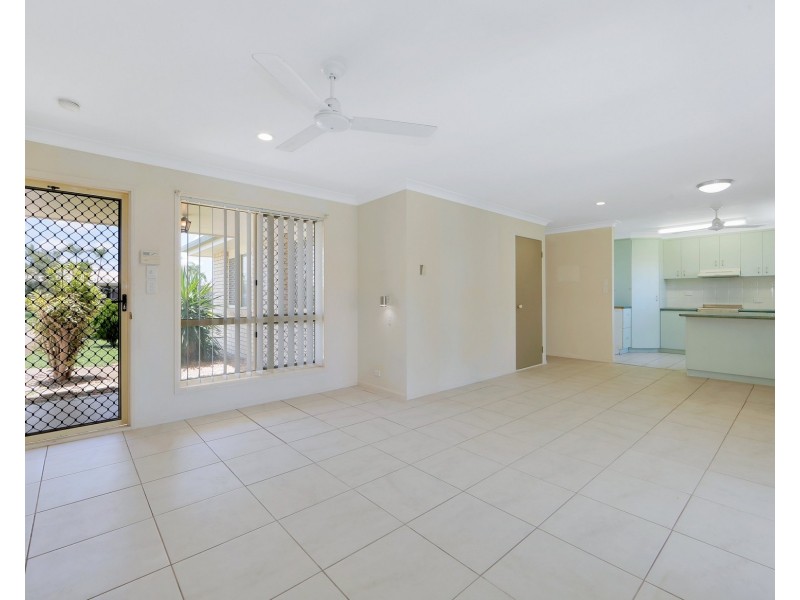 47 Paradise Avenue, Thabeban QLD 4670