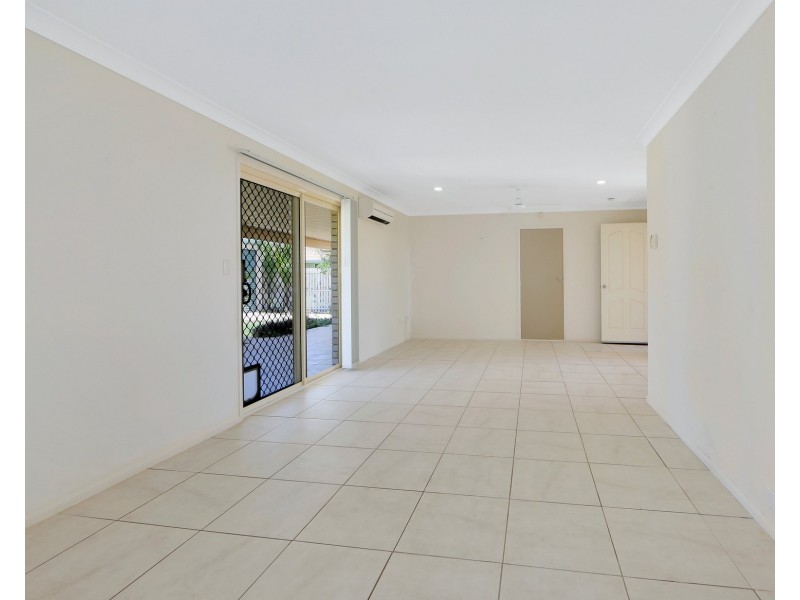 47 Paradise Avenue, Thabeban QLD 4670