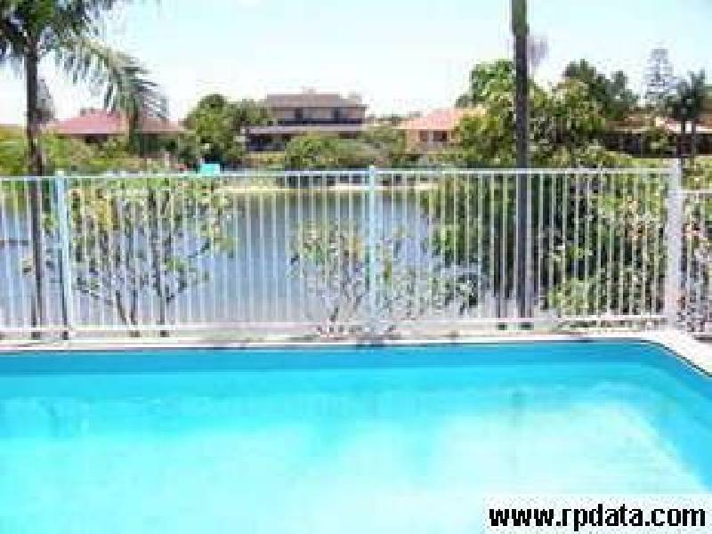 57 Markeri Street, Mermaid Waters QLD 4218