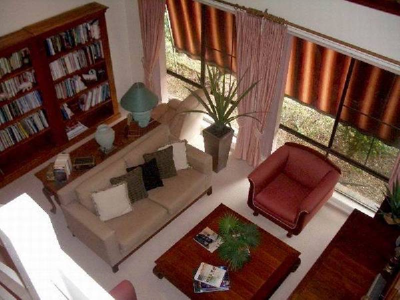 2 Langford Court, Mermaid Waters QLD 4218