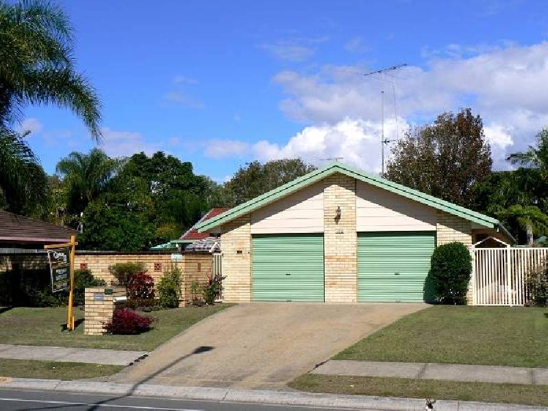 166 Markeri Street, Mermaid Waters QLD 4218