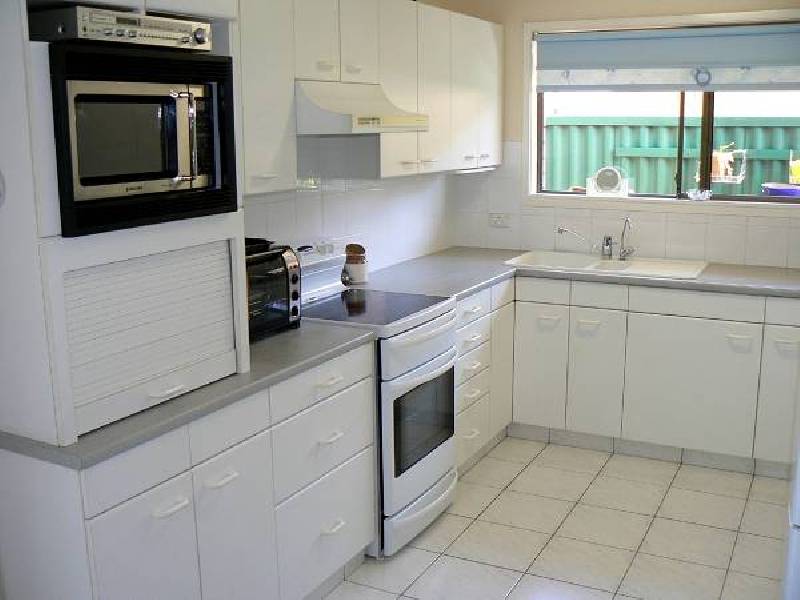 166 Markeri Street, Mermaid Waters QLD 4218