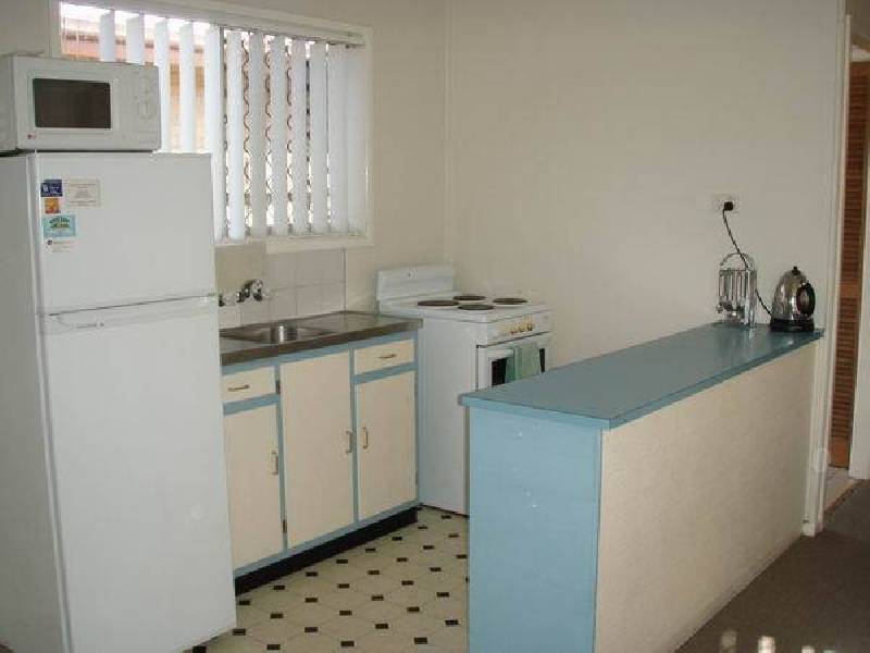 78 Albion Avenue, Miami QLD 4220