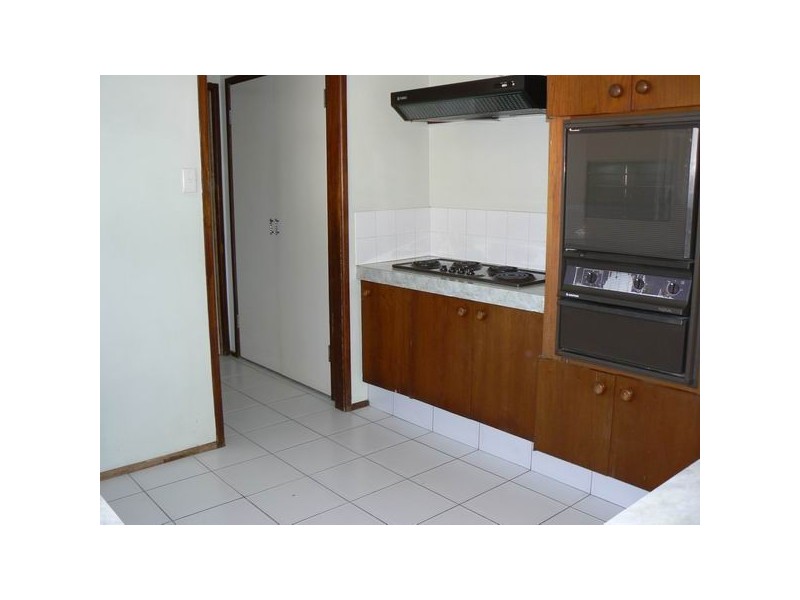 57 Avanti Street, Mermaid Waters QLD 4218