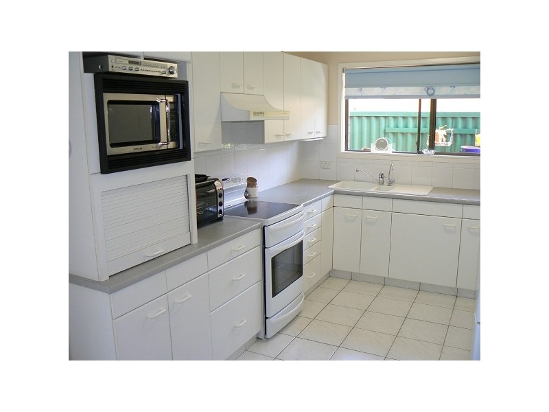 166 Markeri Street, Mermaid Waters QLD 4218