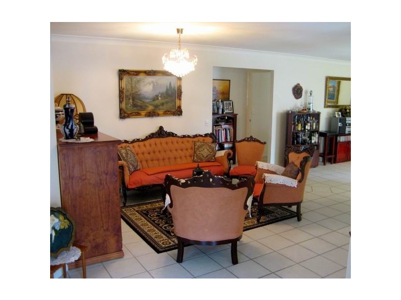 157 Christine Avenue, Burleigh Waters QLD 4220