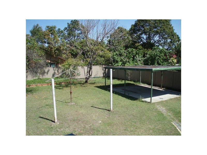 18 Birigun Street, Mermaid Waters QLD 4218