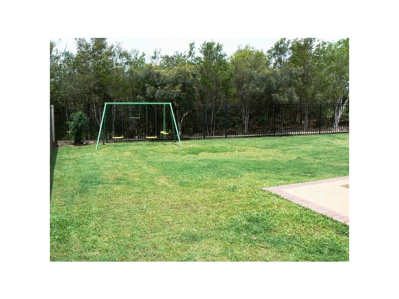 68 Woody Views Way, Robina QLD 4226