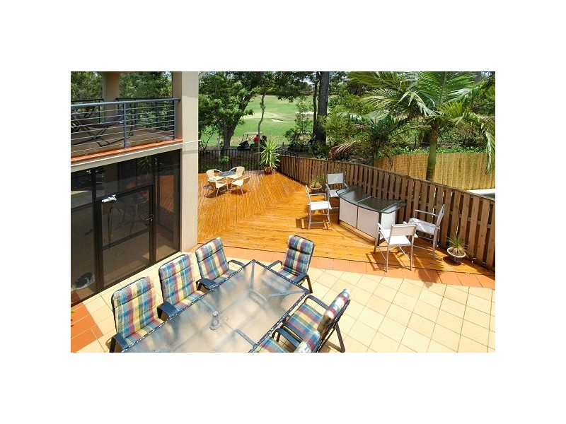 2 The Links, Robina QLD 4226