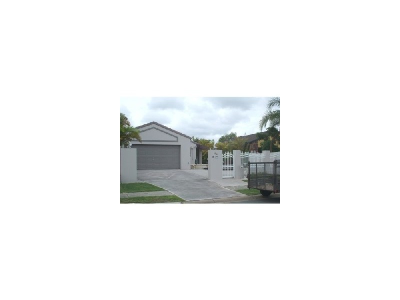 54 Dipper Drive, Burleigh Waters QLD 4220