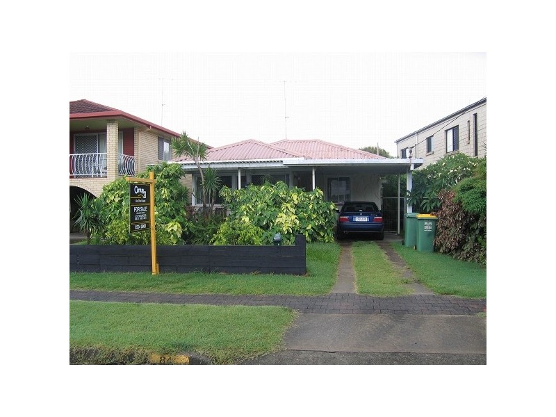 84 Sunshine Parade, Miami QLD 4220