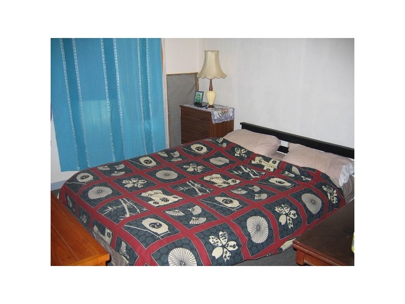 84 Sunshine Parade, Miami QLD 4220