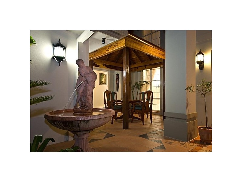 22 Bollard Circuit, Clear Island Waters QLD 4226