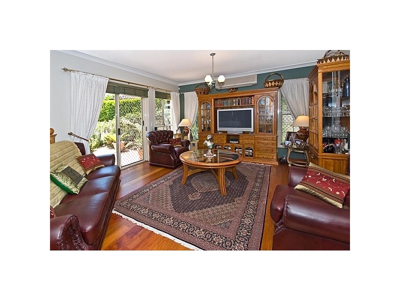 22 Bollard Circuit, Clear Island Waters QLD 4226