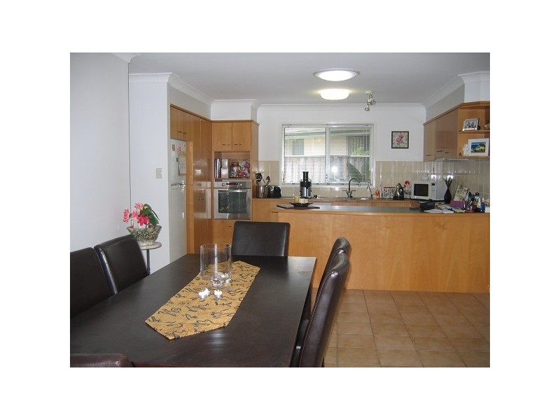 13 Seville Circuit, Burleigh Waters QLD 4220