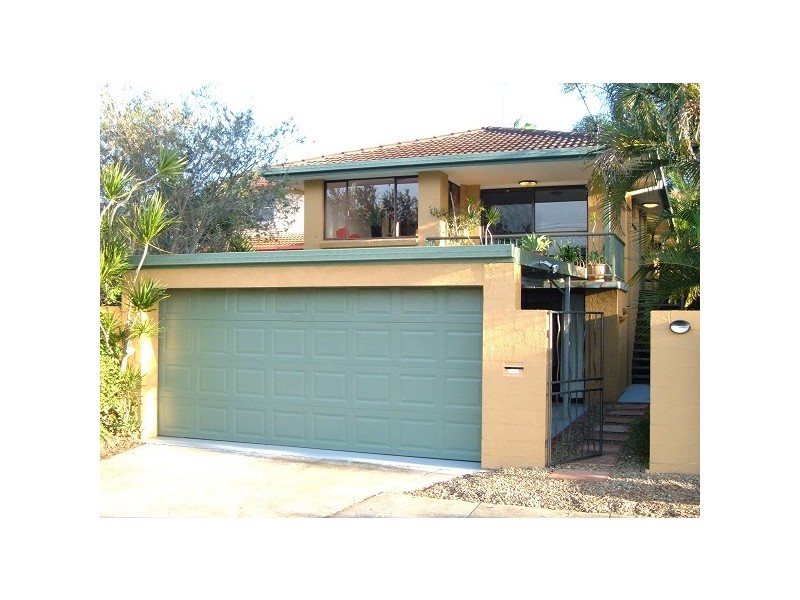 63 Bardon Avenue, Miami QLD 4220