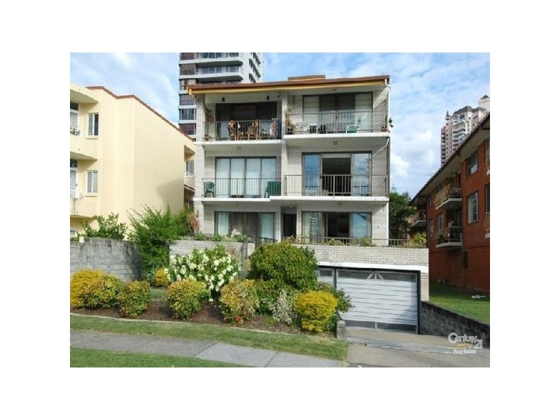4/12 Chelsea Avenue, Broadbeach QLD 4218