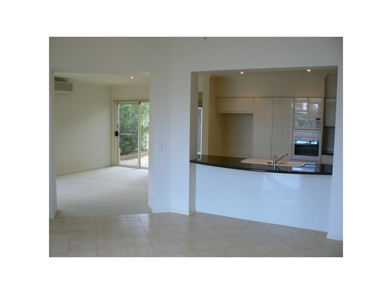 17B Inga Avenue, Surfers Paradise QLD 4217