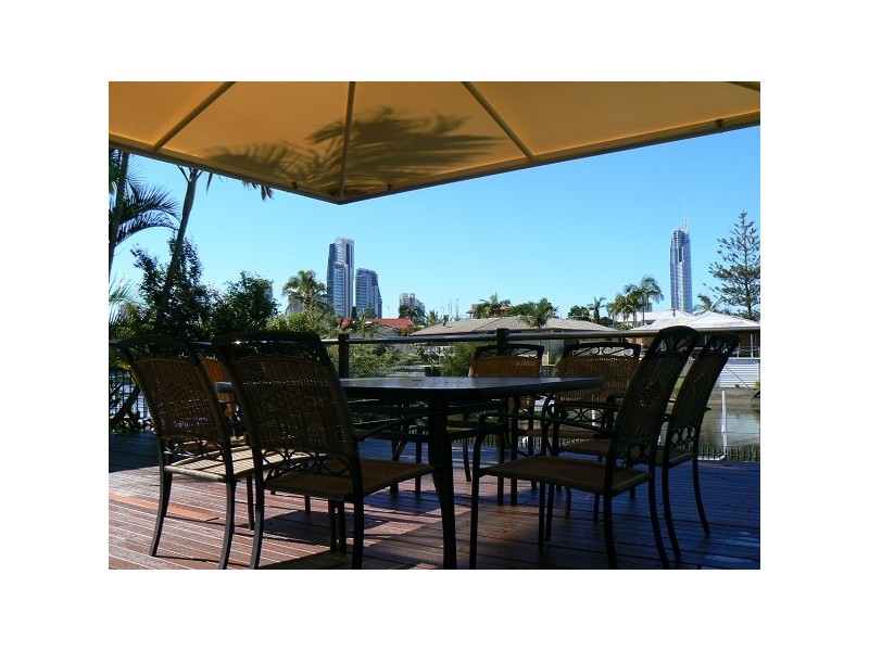 17B Inga Avenue, Surfers Paradise QLD 4217