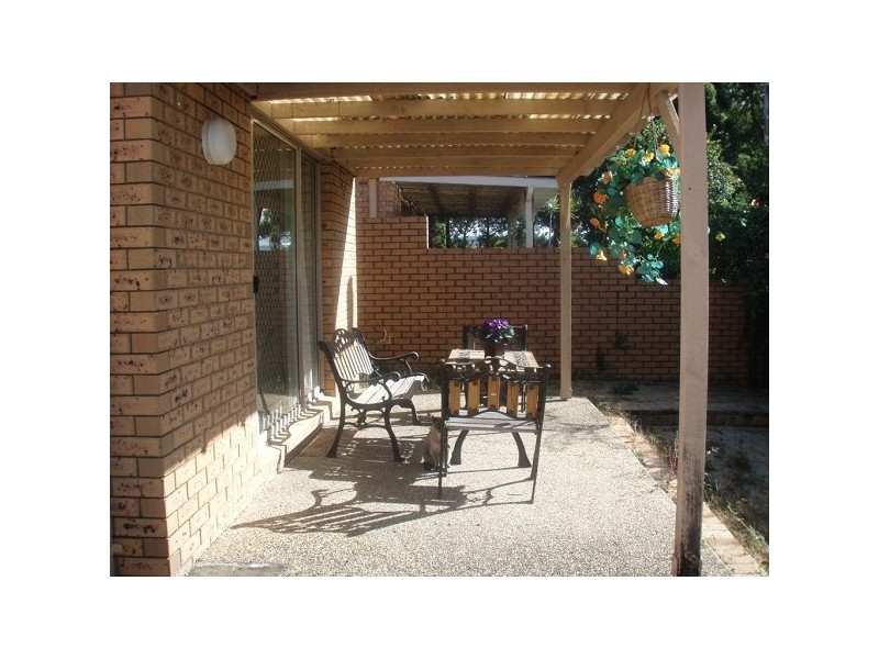 83 Cheltenham Drive, Robina QLD 4226